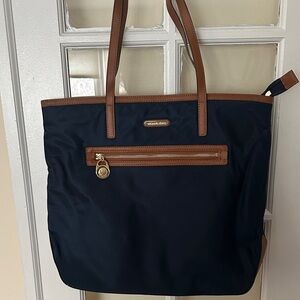 MICHAEL Michael Kors Navy and Tan Tote